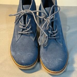 Pre-loved Partner Sonoma Blue Leather Heeled Bootie Size 10 Preowned Women